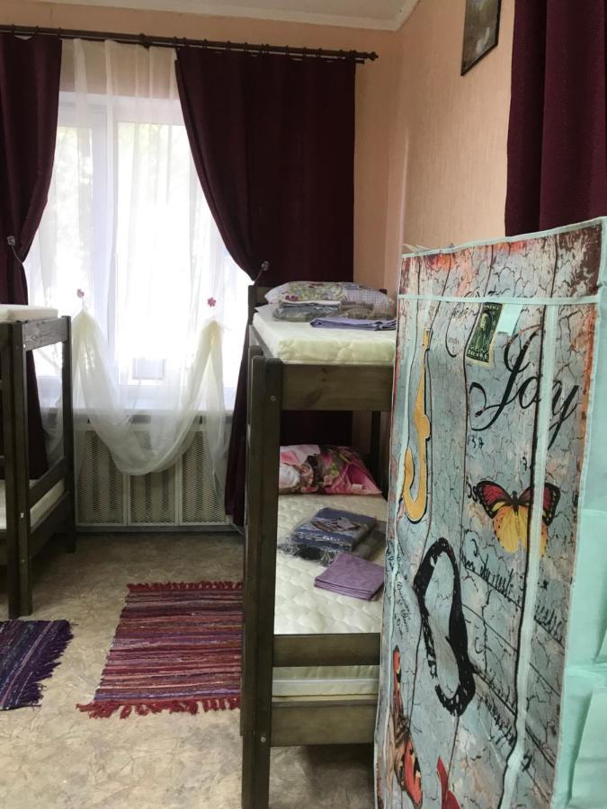 Ararat-Demeevskaya Hostel Kiev Luaran gambar