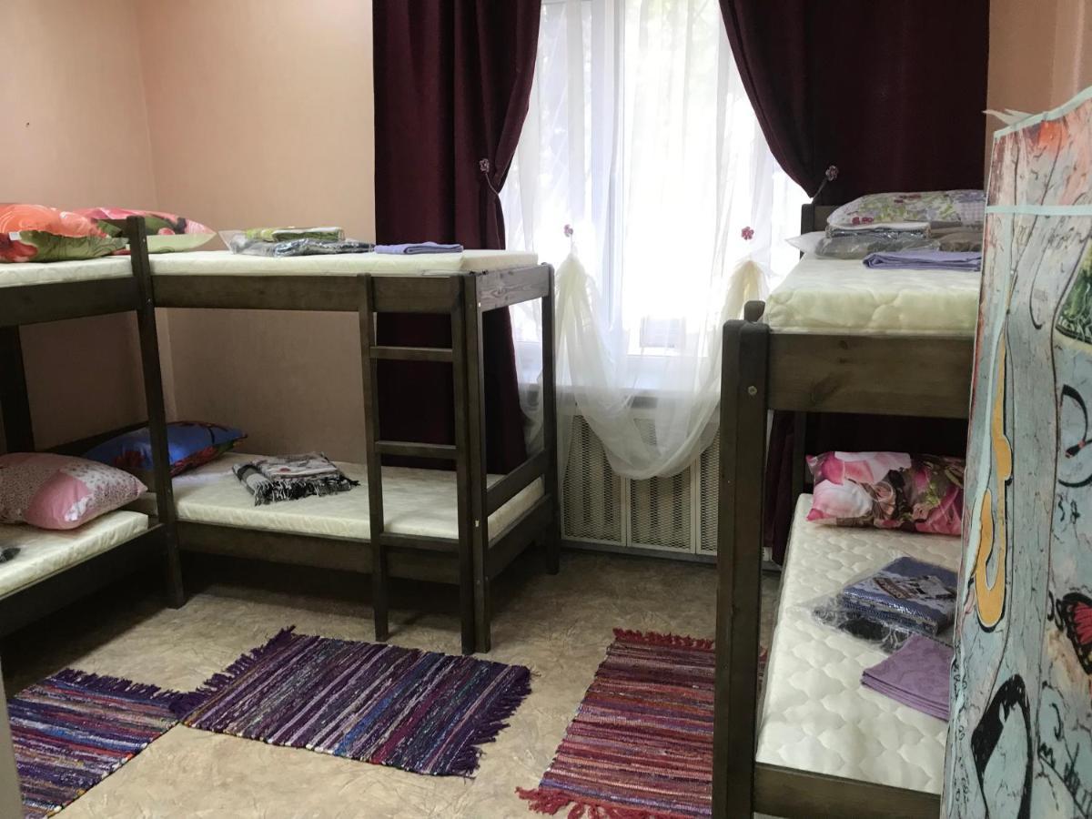Ararat-Demeevskaya Hostel Kiev Luaran gambar