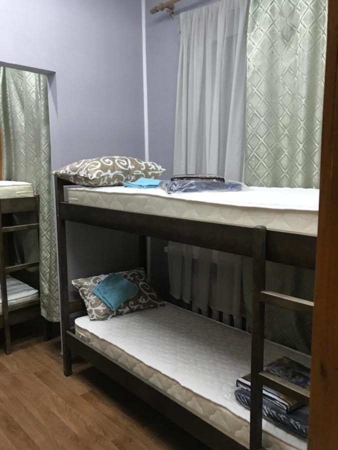 Ararat-Demeevskaya Hostel Kiev Luaran gambar