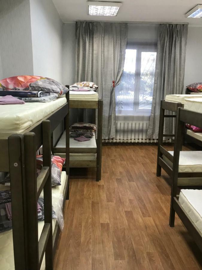 Ararat-Demeevskaya Hostel Kiev Luaran gambar