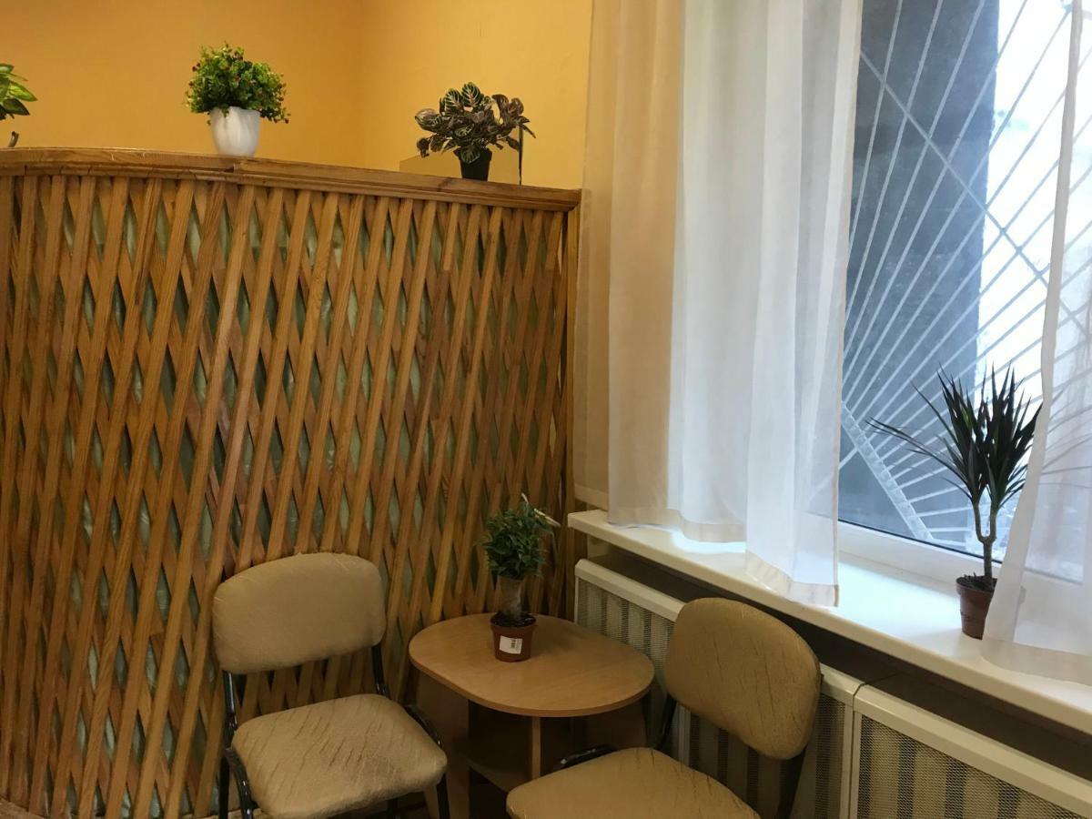 Ararat-Demeevskaya Hostel Kiev Luaran gambar