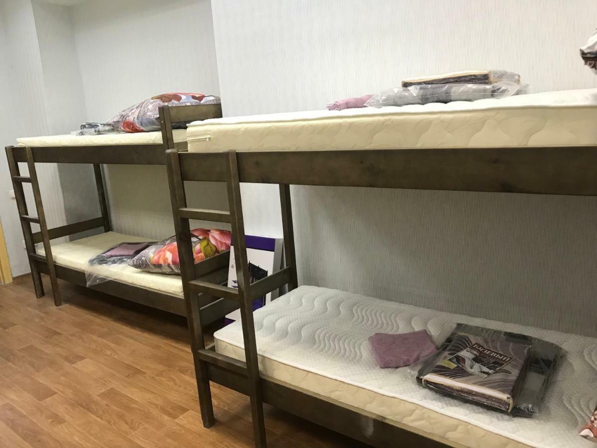 Ararat-Demeevskaya Hostel Kiev Luaran gambar